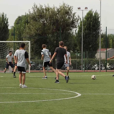 Mobilehomes In - Gardasee 22177 Aldeamento Turístico