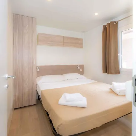 홀리데이파크 Mobilehomes In - Gardasee 22177 시르미오네