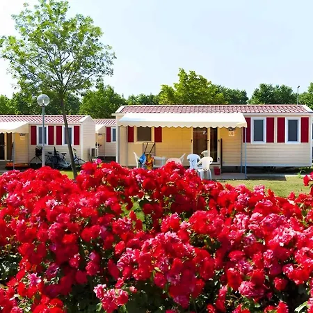 Aldeamento Turístico Mobilehomes In - Gardasee 22177 Sirmione