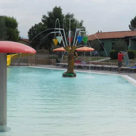 Hébergement de vacances Mobilehomes In Sirmione/gardasee 22177 Sirmione