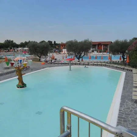Mobilehomes In Sirmione/gardasee 22177 Hébergement de vacances