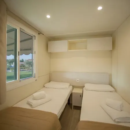 Mobilehomes In Sirmione/gardasee 22177 * Sirmione